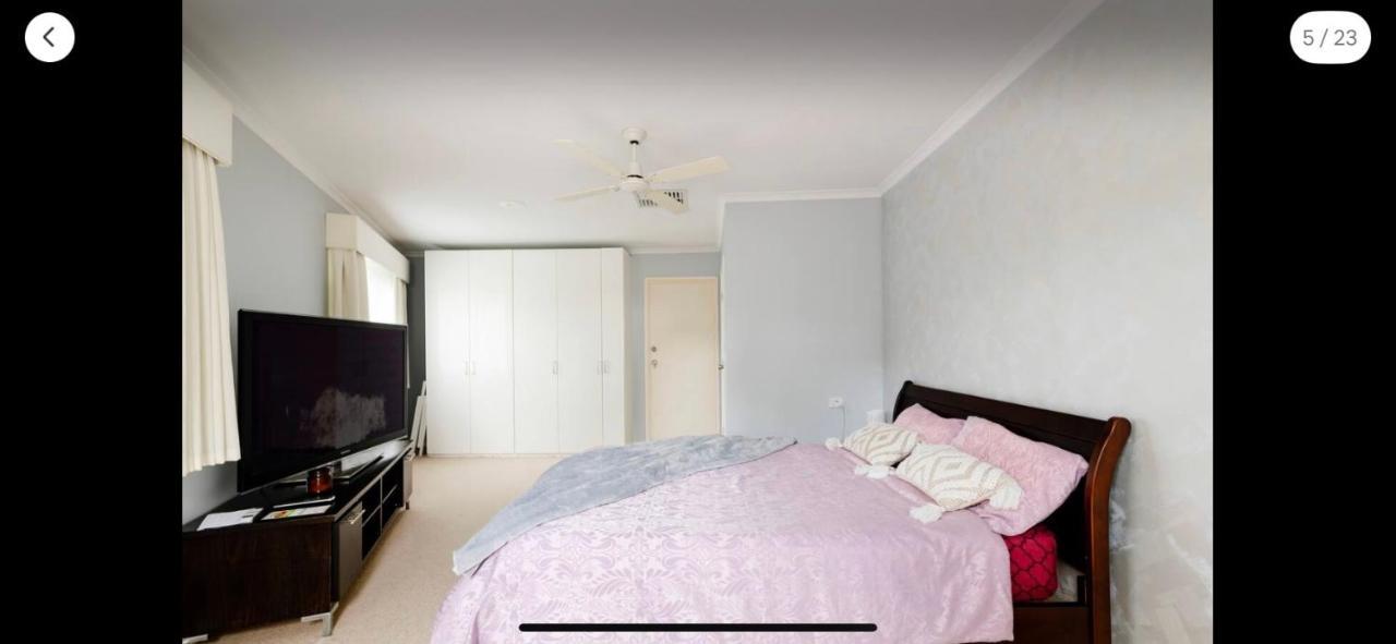 Guest Ensuite 7 Minutes From Airport Melburne Exterior foto